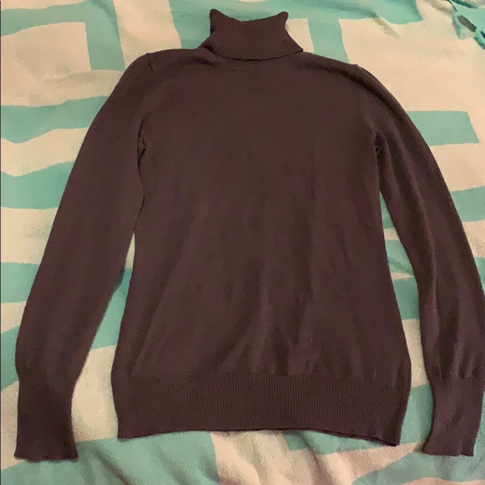 Women’s Banana Republic Turtleneck ~ XS